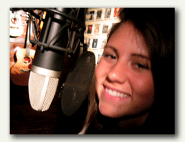 Singer, Lauren Tenney
